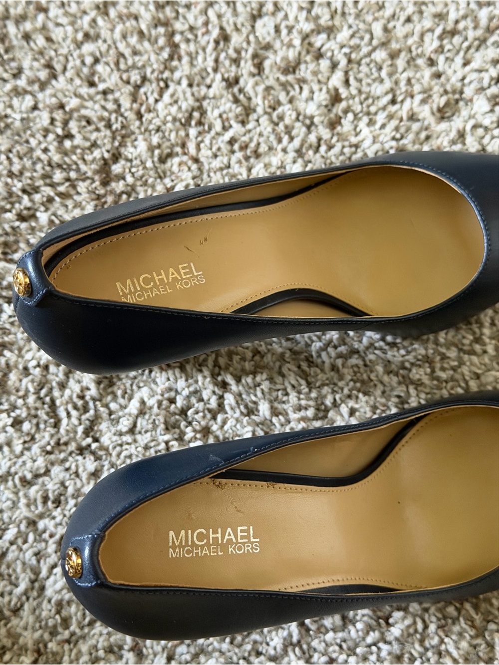 Michael Kors Milly Flex Leather Pumps - Picture 6 of 11